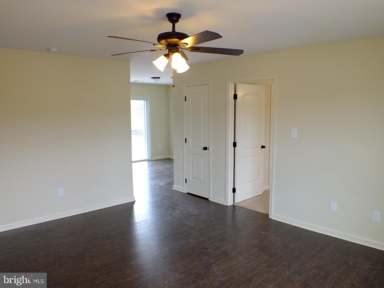 25 Lair Way Inwood, WV 25428 - Photo 5 of 14