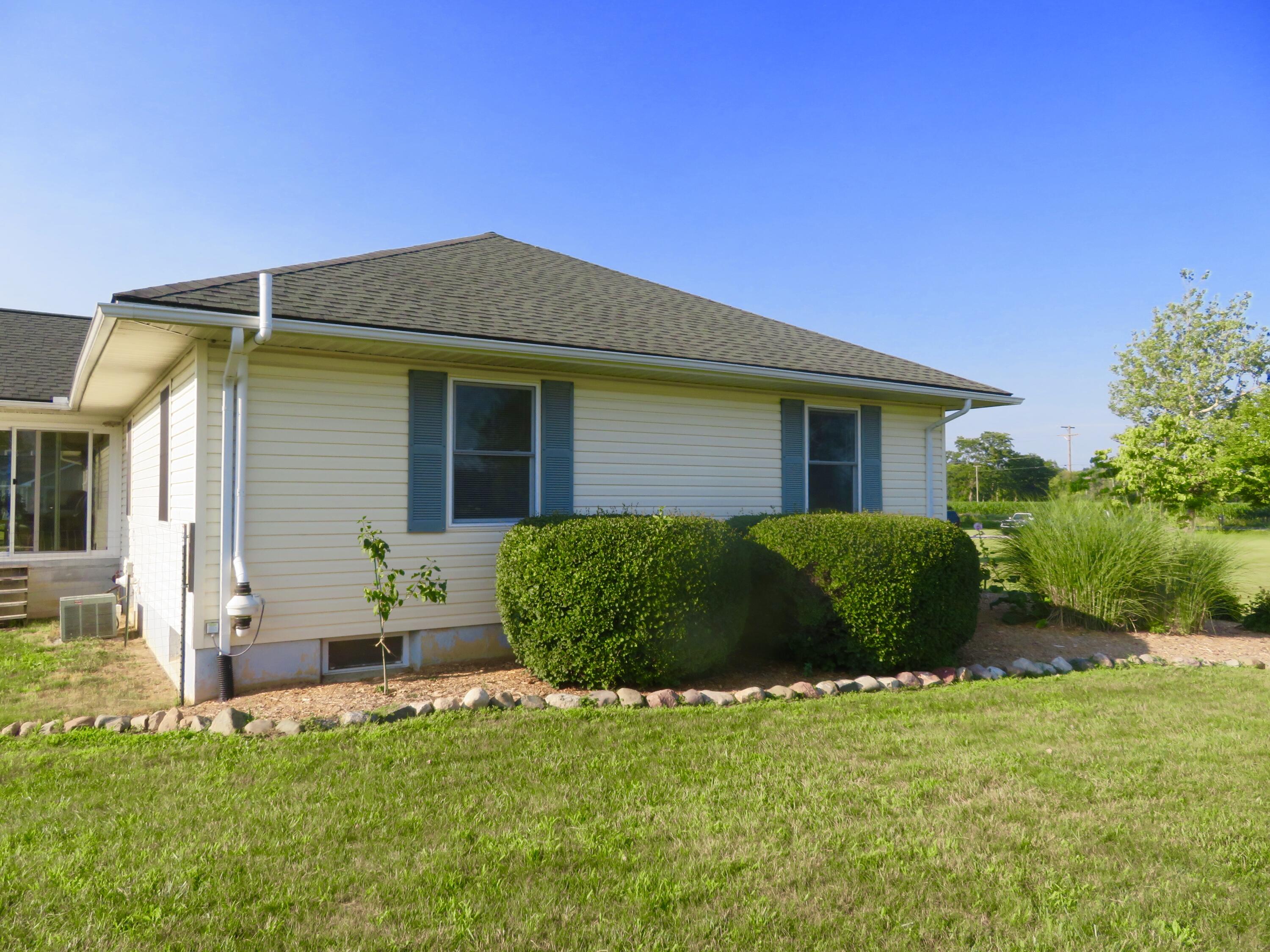 13162 Platt Road Milan, MI 48160 - Photo 9 of 64 fullsizeoutput_17d