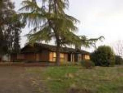 2510 Cove Road Reedley, CA 93654 - Photo 1 of 1 Gallery Image 1
