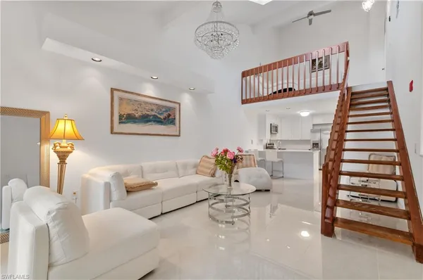 $2,000 | 79 Emerald Woods Drive, Unit J10, Naples, FL 34108