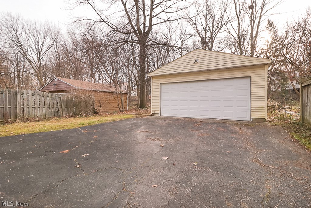 3928 Orchard Road Cleveland Heights, OH 44121 - Photo 26 of 30 Gallery Image 26
