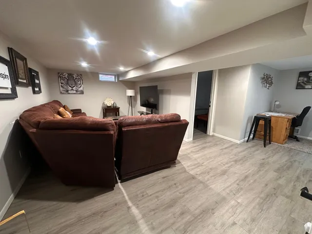 $2,875 | 629 East 67th Street, Richfield, MN 55423