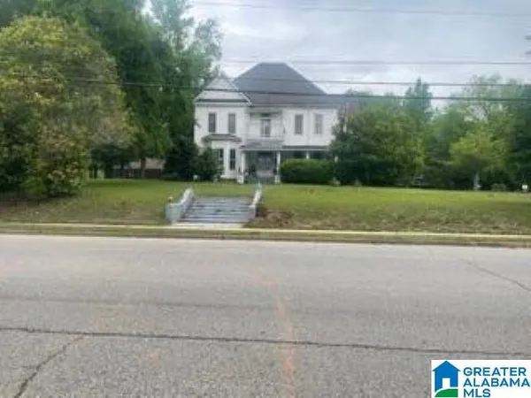 $325,900 | 2206 Main Street, Greensboro, AL 36744