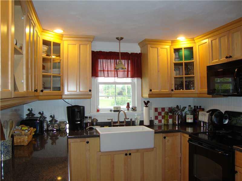 845 Hecla Road Mount Pleasant, PA 15666 - Photo 9 of 18 Kitchen. a charming farm sink