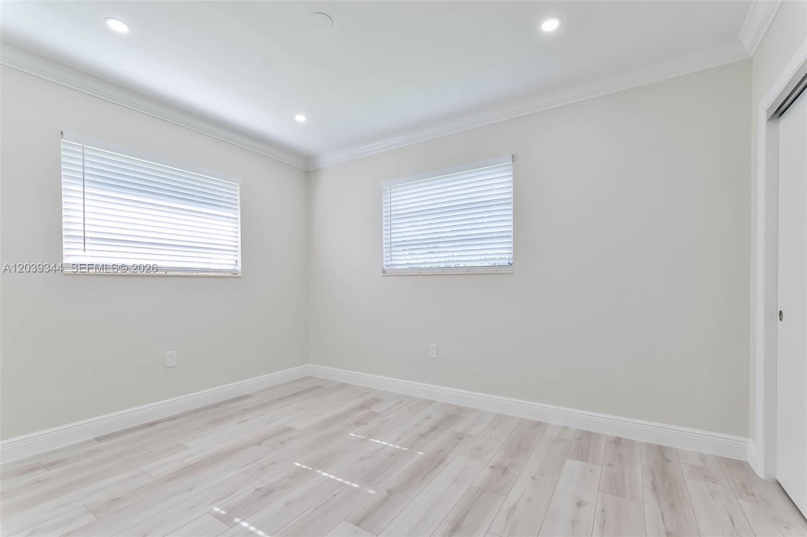 11527 Southwest 81st Road, Unit 11527 Pinecrest, FL 33156 - Photo 9 of 20