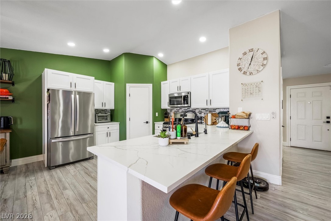 909 Cobblestone Cove Road North Las Vegas, NV 89081 - Photo 8 of 38