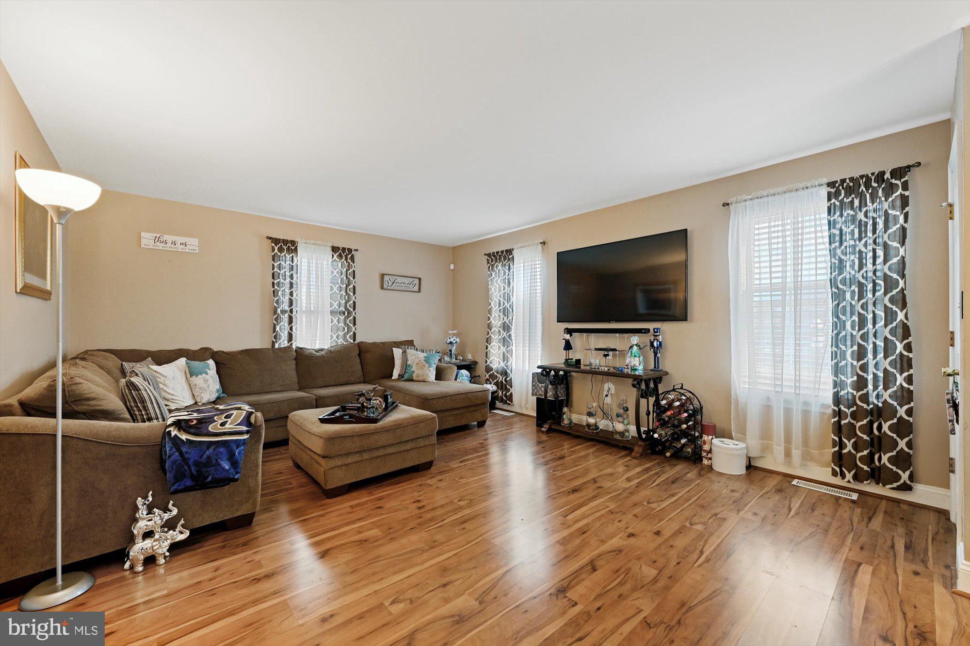 2116 Sunbriar Road Gwynn Oak, MD 21207 - Photo 7 of 28