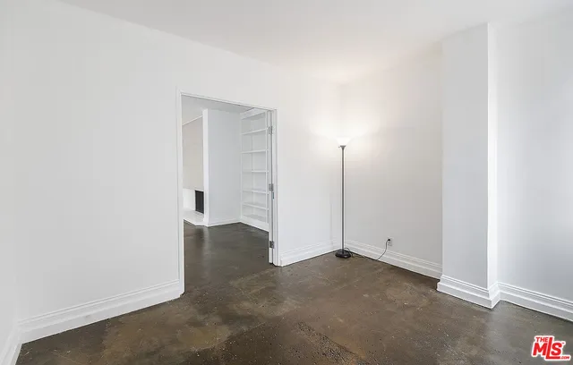 $5,500 | 17366 Sunset Boulevard, Unit 201, Pacific Palisades, CA 90272