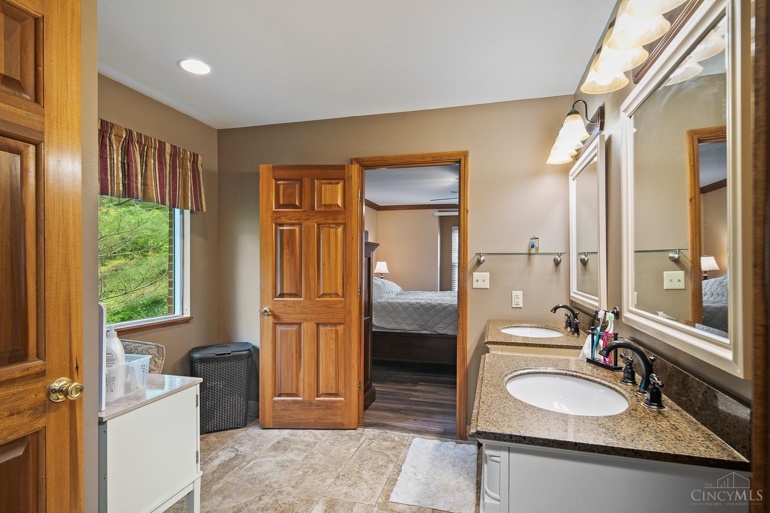 938 Martini Road Cincinnati, OH 45233 - Photo 25 of 62 Gallery Image 25