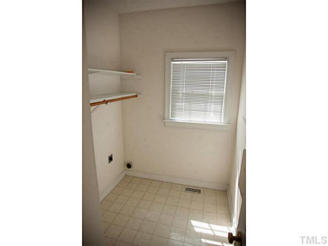 293 Jordan Narron Road Selma, NC 27576 - Photo 16 of 25 Gallery Image 16