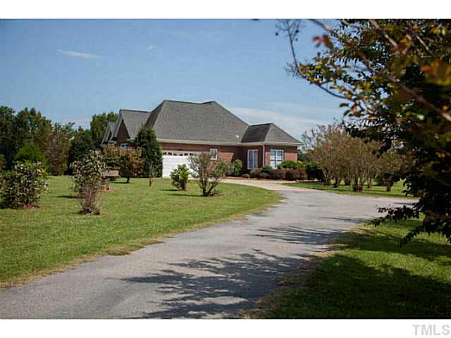 293 Jordan Narron Road Selma, NC 27576 - Photo 2 of 25 Gallery Image 2