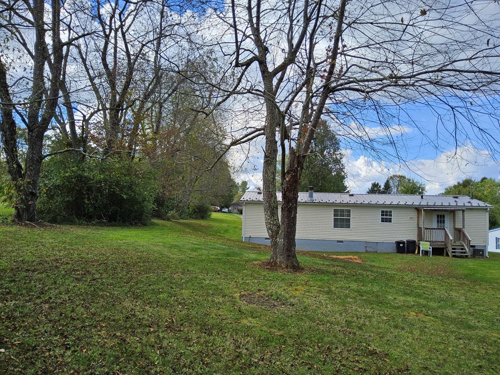 232 South Greever Street Rural Retreat, VA 24368 - Photo 3 of 37 Gallery Image 3