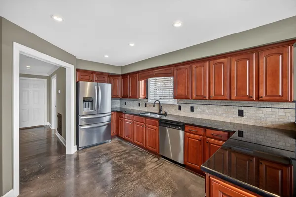 $774,900 | 7100 Dale Ridge Road, Unit J5, Lancaster, TN 38569