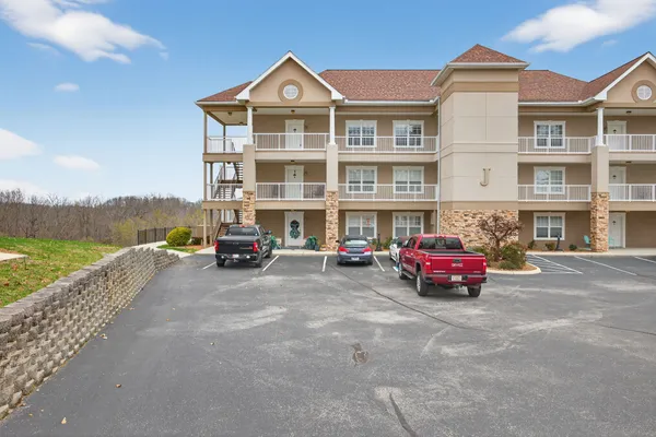 $774,900 | 7100 Dale Ridge Road, Unit J5, Lancaster, TN 38569
