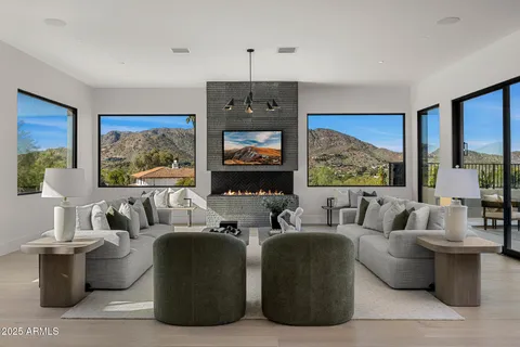 $6,950,000 | 5355 East Desert Vista Road, Paradise Valley, AZ 85253