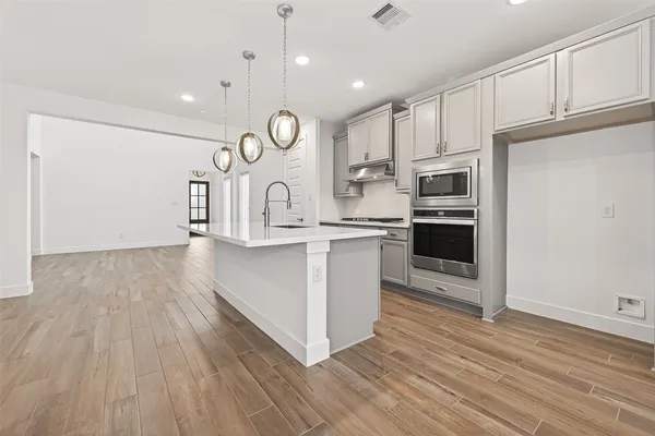 $3,250 | 7218 Grassland Vista Lane, Katy, TX 77493