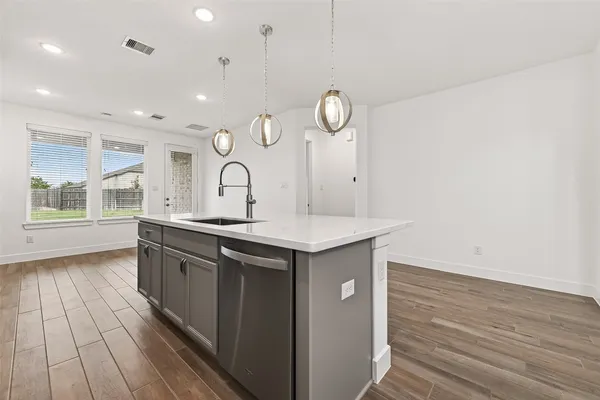 $3,250 | 7218 Grassland Vista Lane, Katy, TX 77493