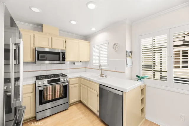 $599,999 | 1534 Marcelina Avenue, Unit B, Torrance, CA 90501