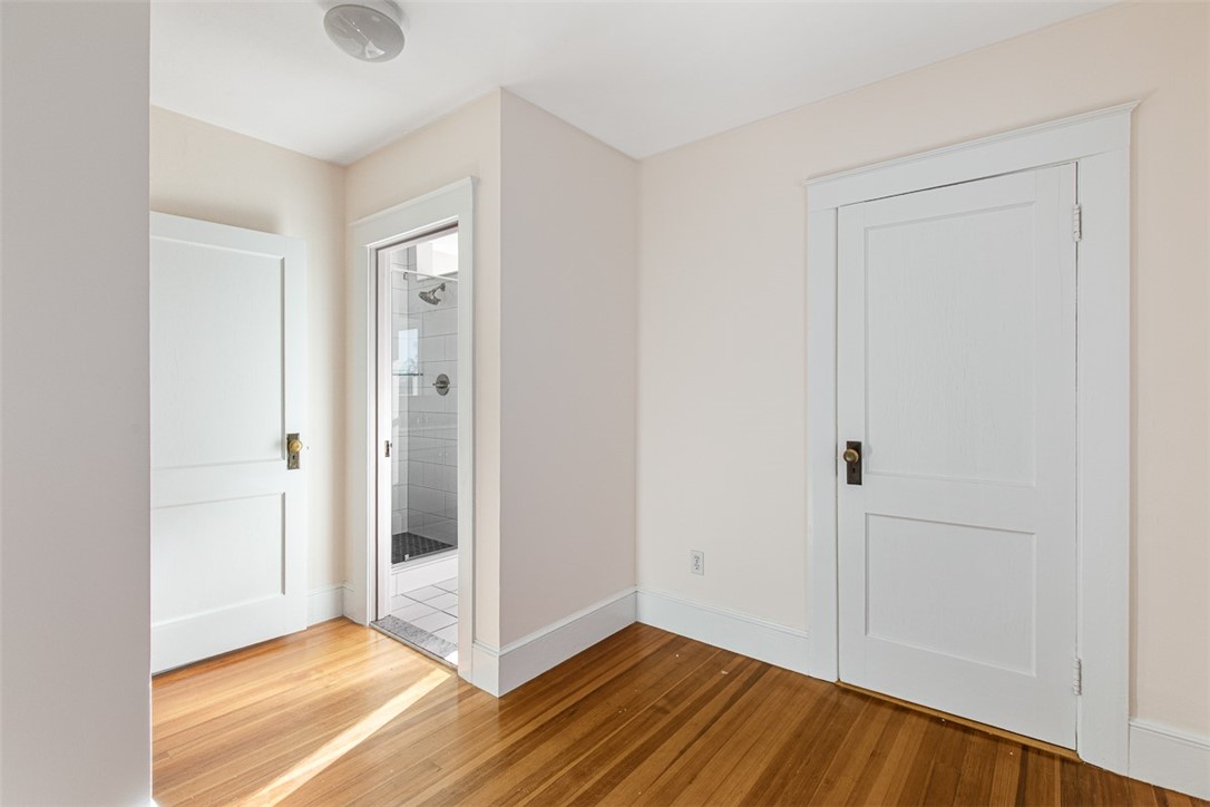 118 Ocean Avenue Cranston, RI 02905 - Photo 32 of 50