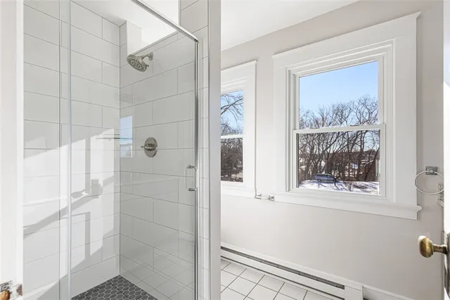 $2,995 | 118 Ocean Avenue, Cranston, RI 02905