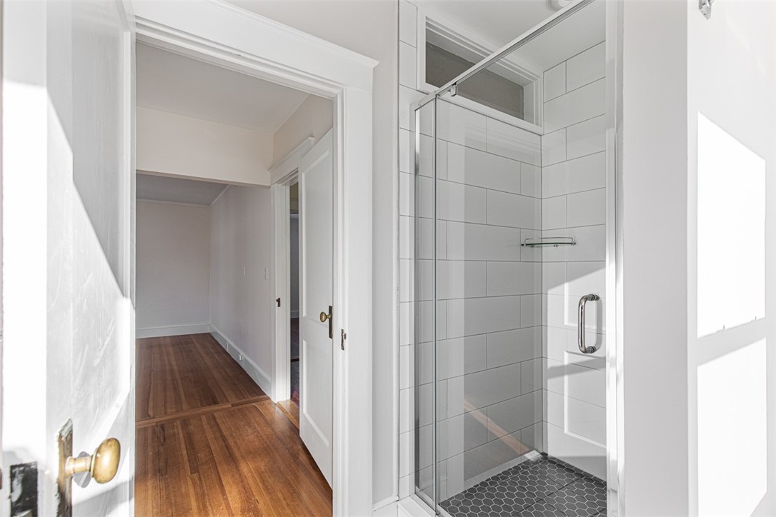 118 Ocean Avenue Cranston, RI 02905 - Photo 35 of 50