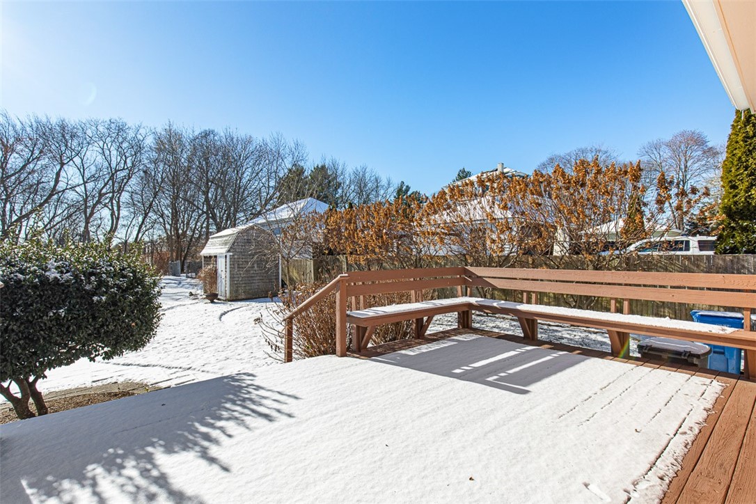 118 Ocean Avenue Cranston, RI 02905 - Photo 40 of 50