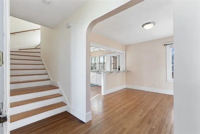 $2,995 | 118 Ocean Avenue, Cranston, RI 02905