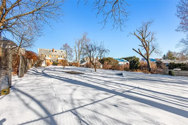 $2,995 | 118 Ocean Avenue, Cranston, RI 02905