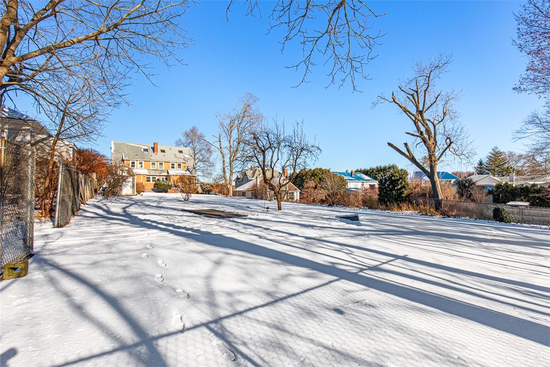 118 Ocean Avenue Cranston, RI 02905 - Photo 44 of 50