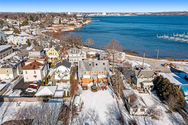 $2,995 | 118 Ocean Avenue, Cranston, RI 02905