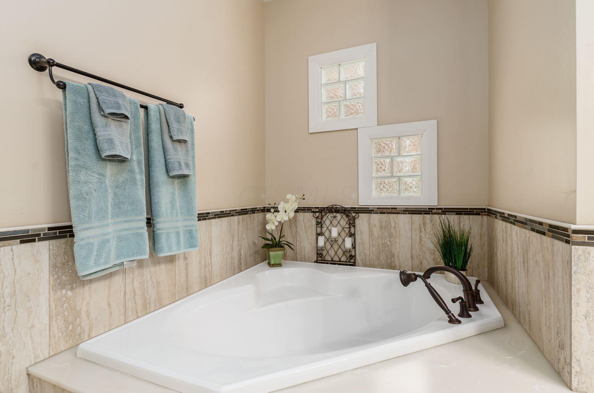 6846 Lee Road Westerville, OH 43081 - Photo 43 of 126 6846 Lee Road45