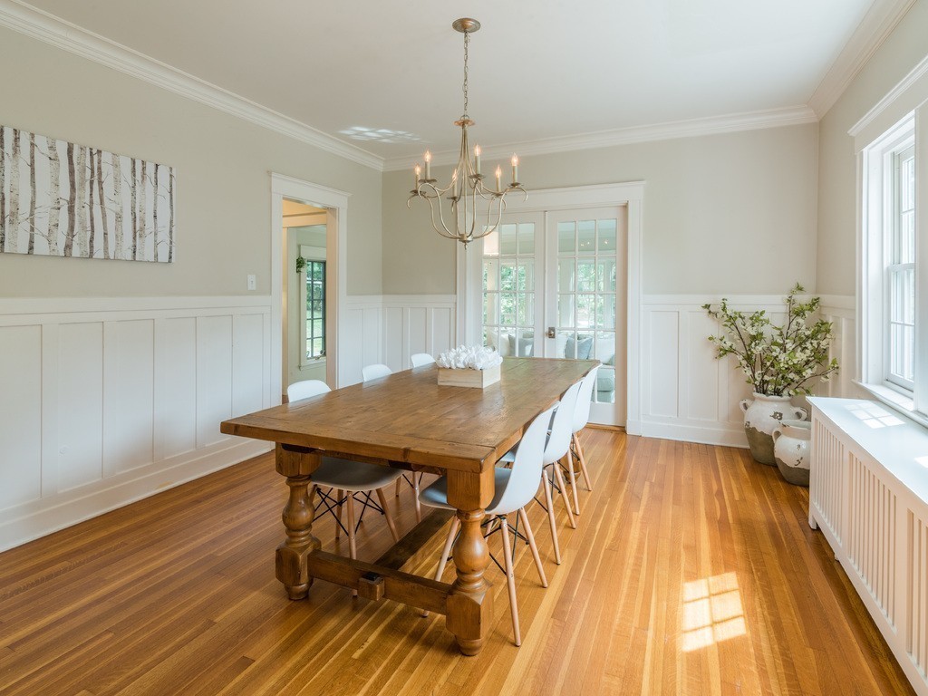 592 Chestnut Street Newton, MA 02468 - Photo 10 of 30 Gallery Image 10
