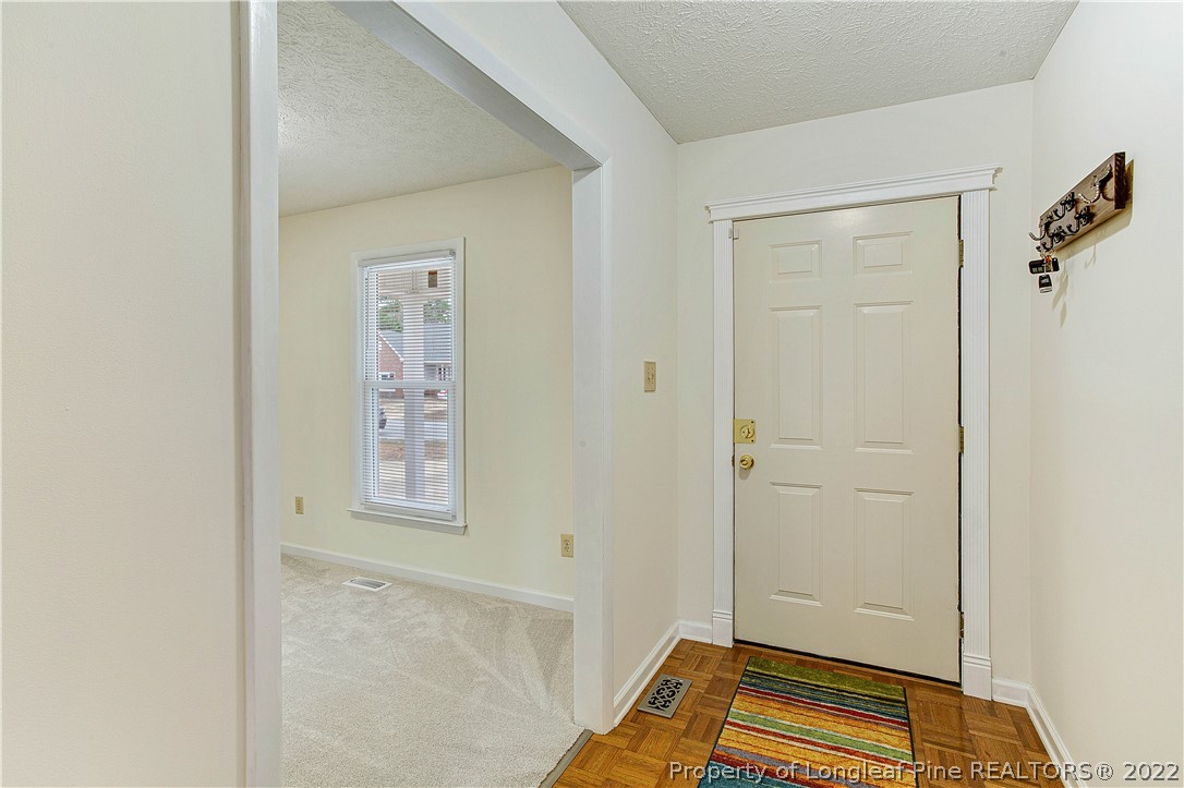 5355 Archer Road Hope Mills, NC 28348 - Photo 5 of 35 Gallery Image 5