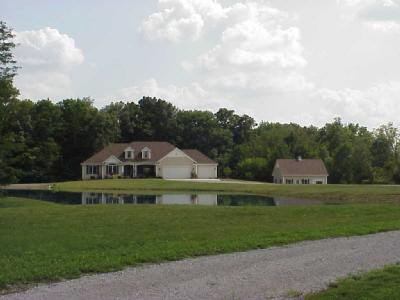 12807 Hamilton Road Roanoke, IN 46783 - Photo 3 of 21
