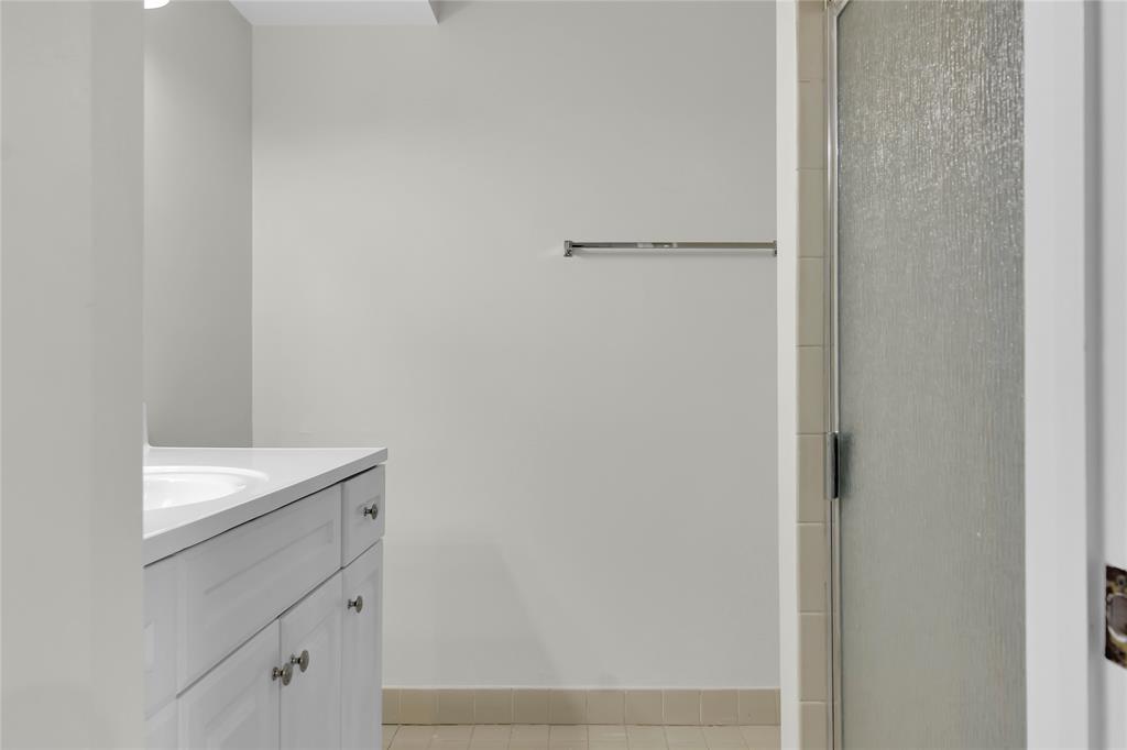 7801 Courtyard Run West Boca Raton, FL 33433 - Photo 18 of 31 a bathroom with a sink and vanity