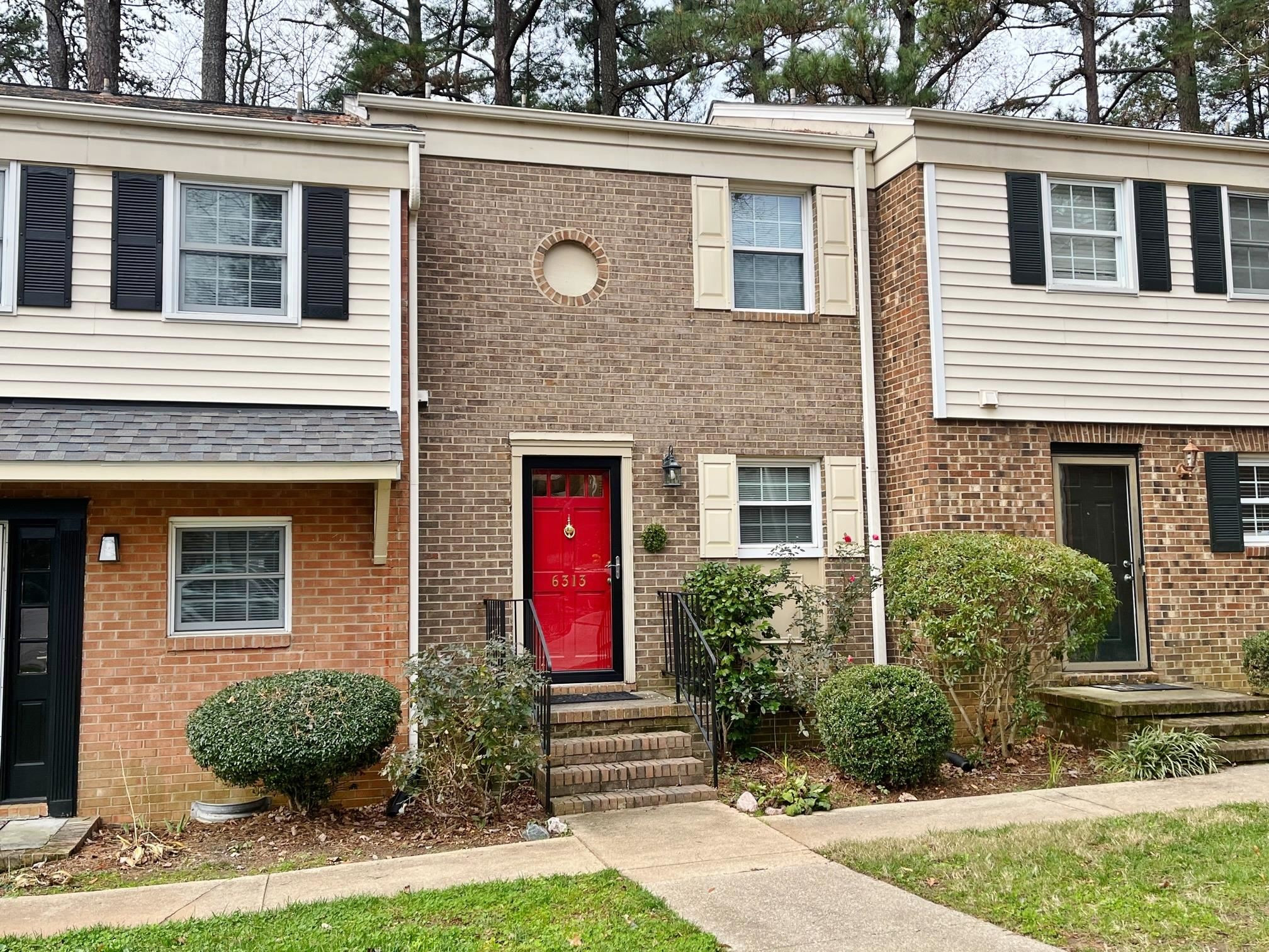 6313 New Market Way, Unit 6313 Raleigh, NC 27615 - Photo 2 of 18 front view of a house