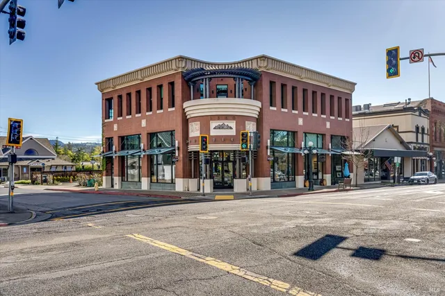 $760,000 | 1251 Garden Avenue, St. Helena, CA 94574