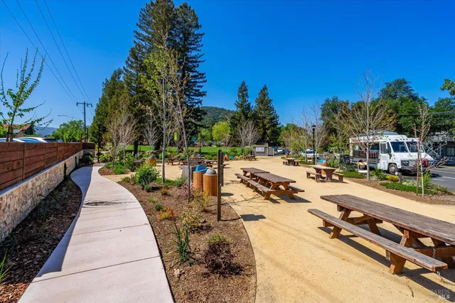 $760,000 | 1251 Garden Avenue, St. Helena, CA 94574