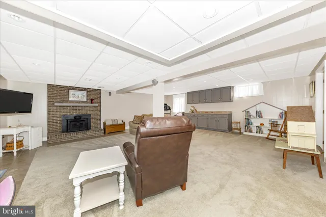 $635,000 | 4422 Highboro Drive, Mount Airy, MD 21771