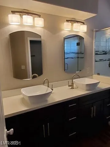 $1,995 | 4928 Forest Oaks Drive, Las Vegas, NV 89149