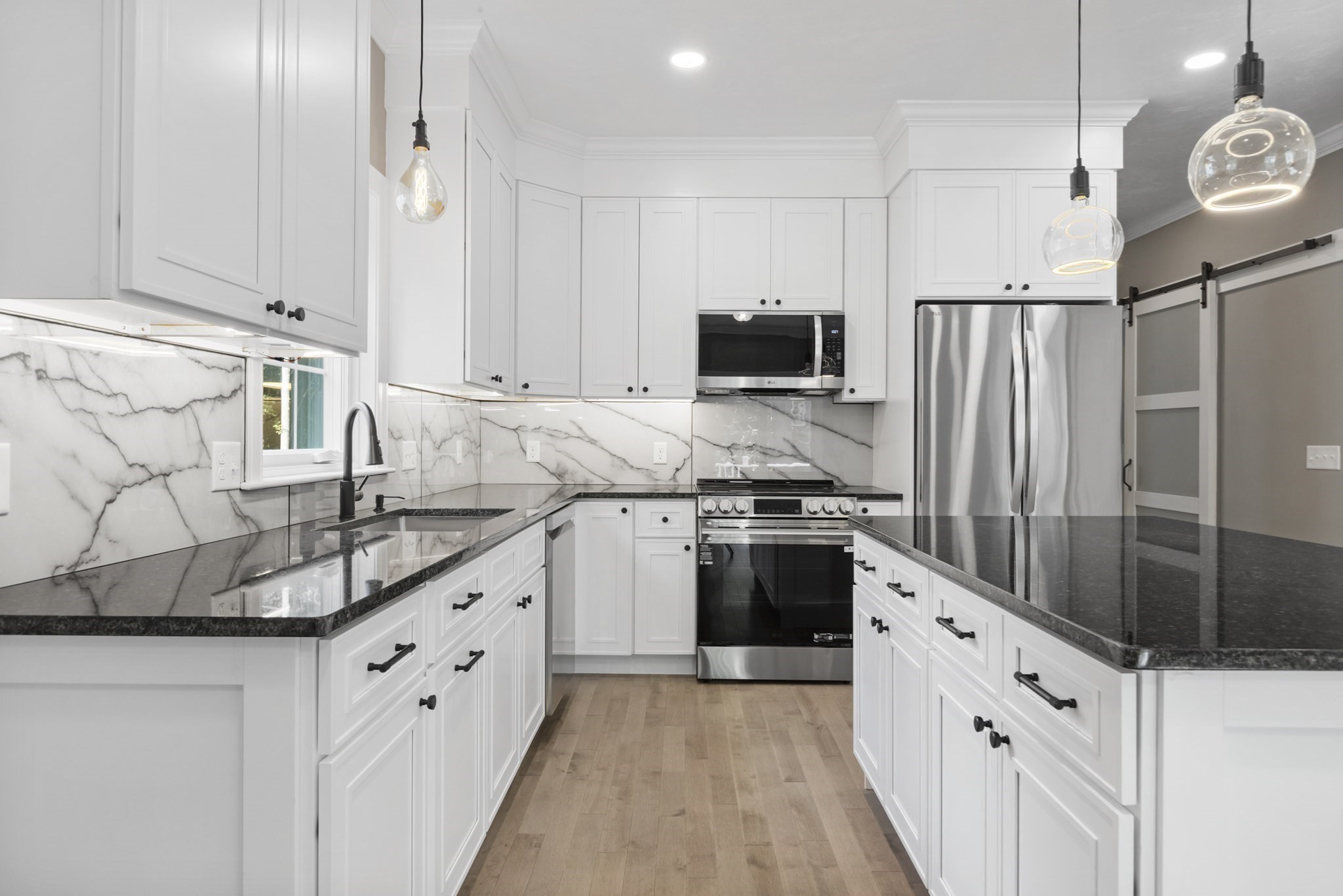 24 Cooper Road Webster, MA 01570 - Photo 10 of 39 Gallery Image 10