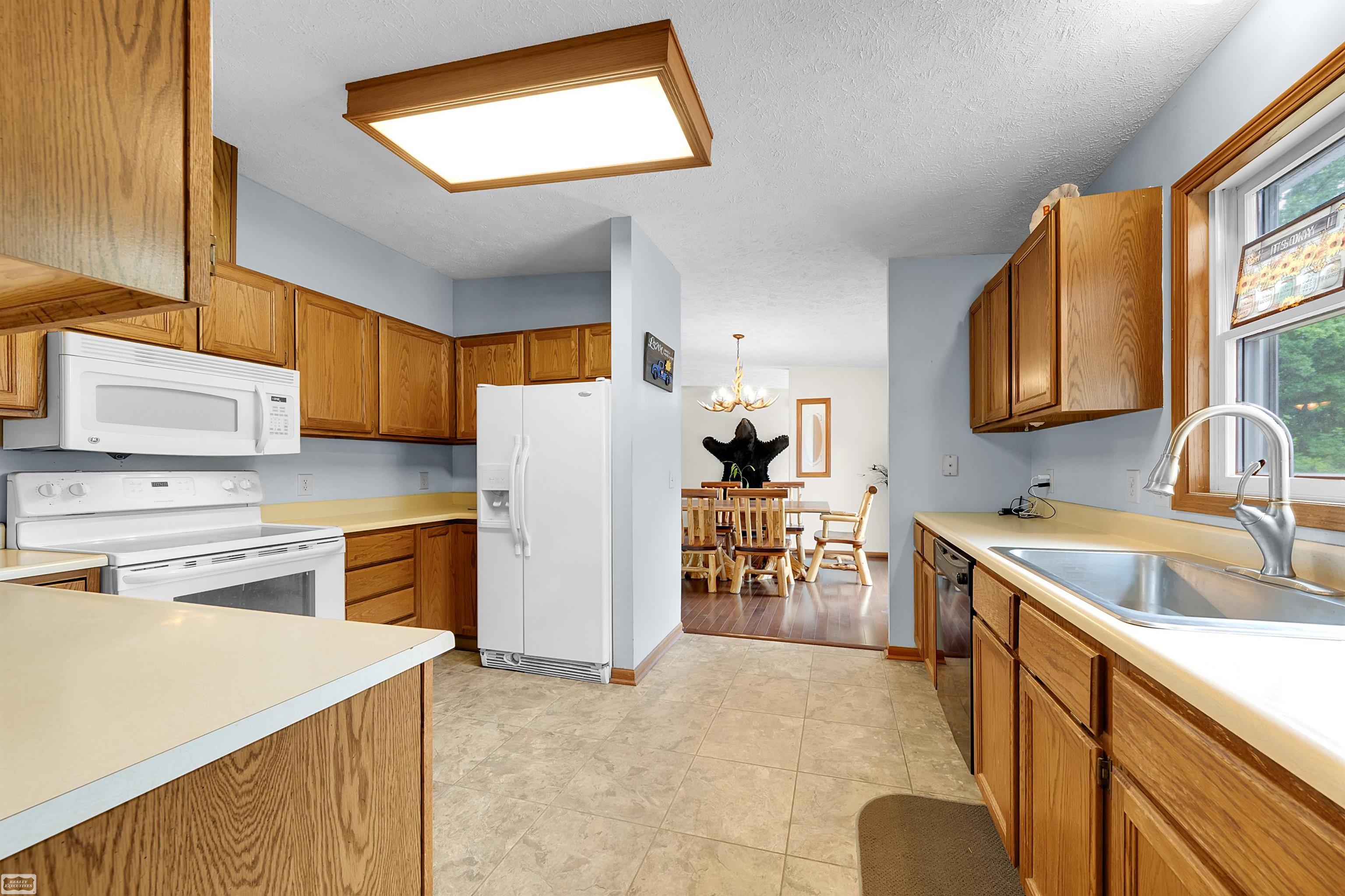 6219 Short Cut Road Marine City, MI 48039 - Photo 29 of 60 50181365-d768e4ef-ea71-41f9-bbd7-92b0b671578d.JPG