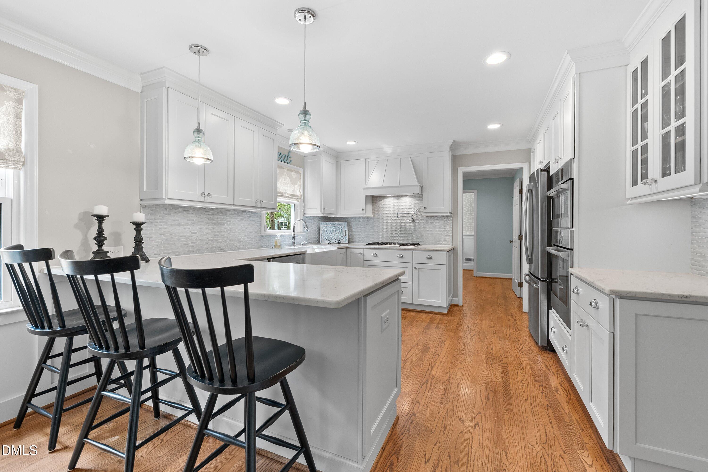 2103 Oakcrest Court Raleigh, NC 27612 - Photo 9 of 75 28-2103 Oakcrest _7955