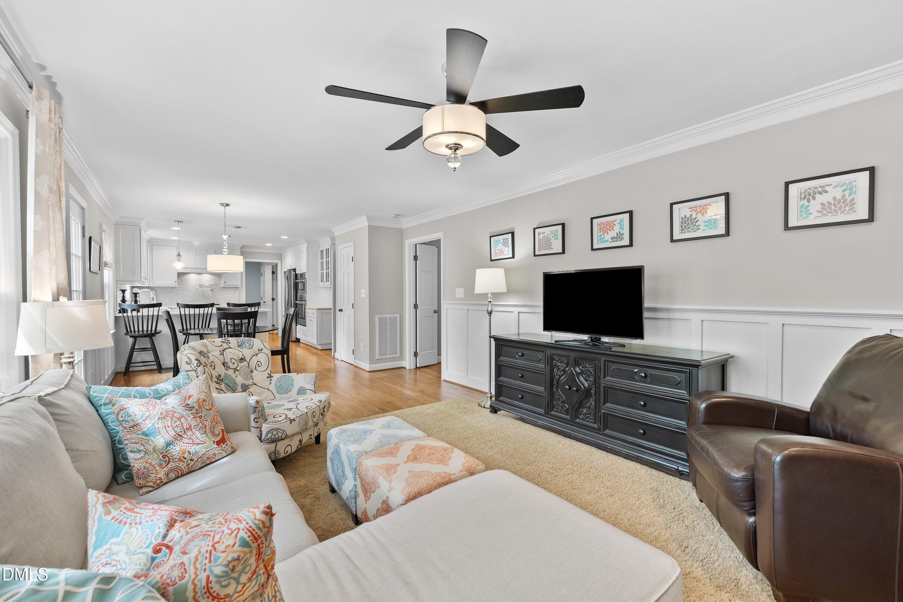 2103 Oakcrest Court Raleigh, NC 27612 - Photo 25 of 75 24-2103 Oakcrest _7935