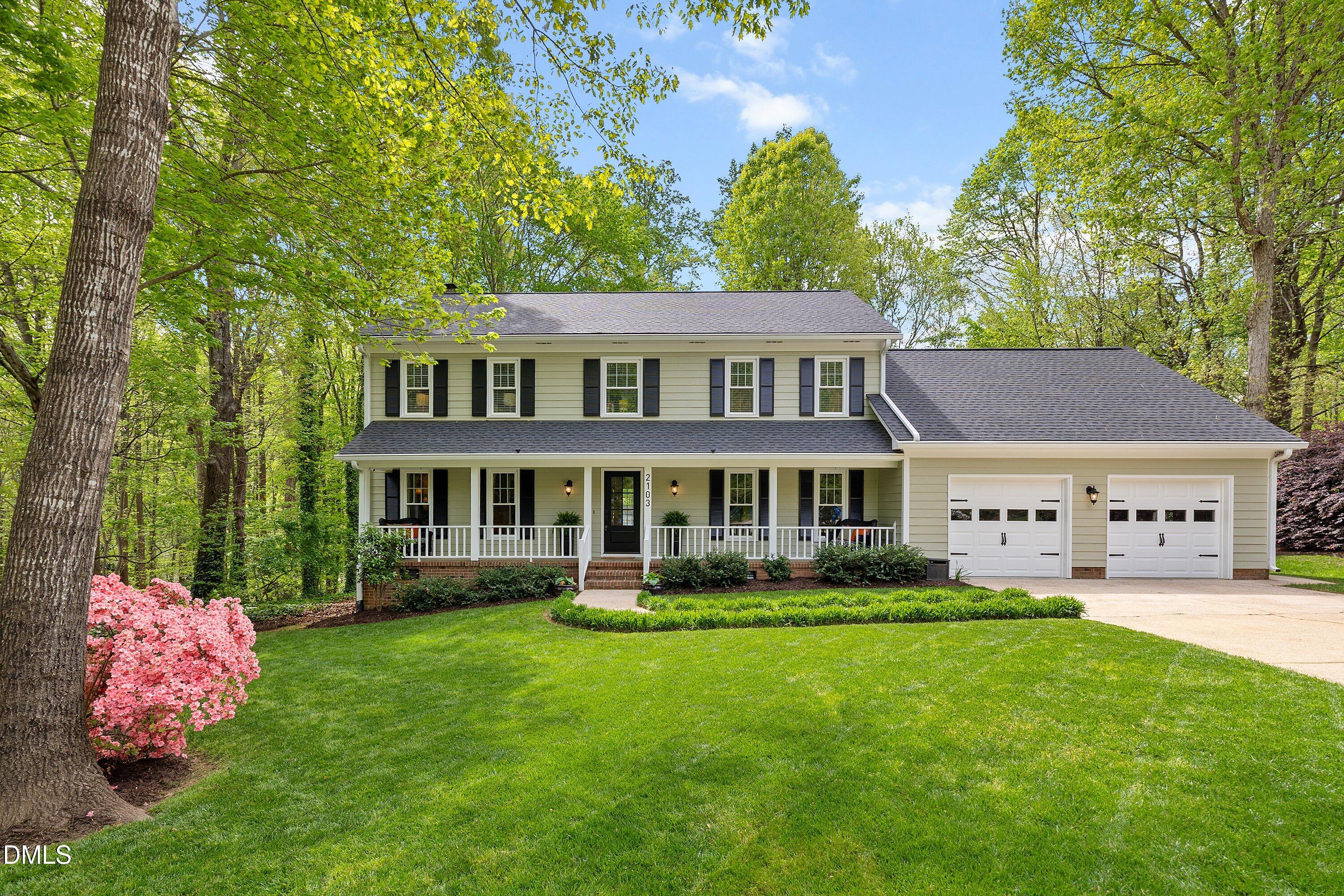 2103 Oakcrest Court Raleigh, NC 27612 - Photo 2 of 75 06-2103 Oakcrest _8153