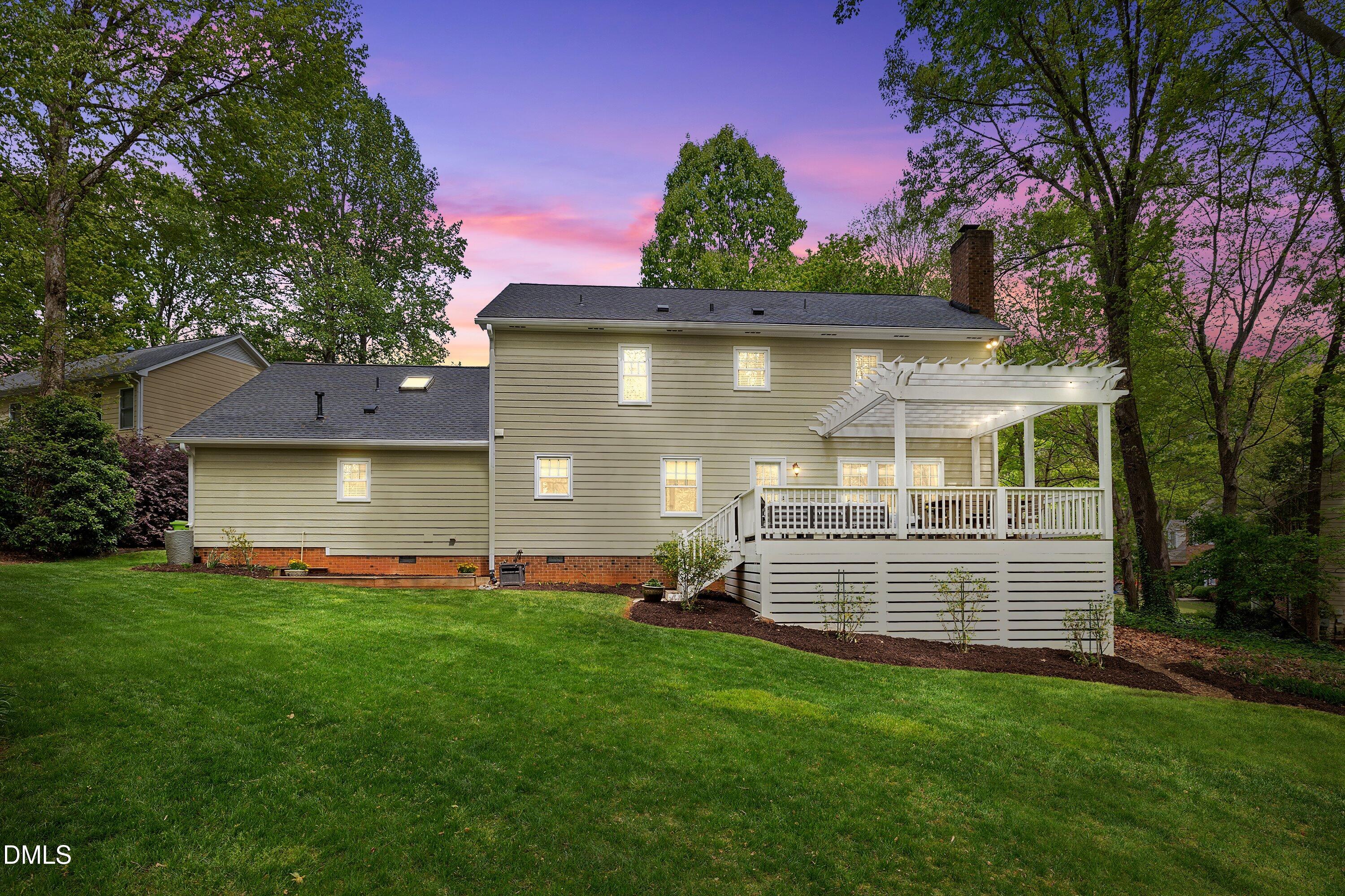 2103 Oakcrest Court Raleigh, NC 27612 - Photo 58 of 75 2-2103 Oakcrest _8171