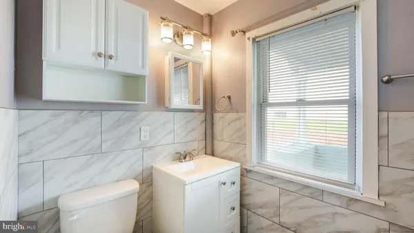 $425,000 | 165 West Street, Souderton, PA 18964