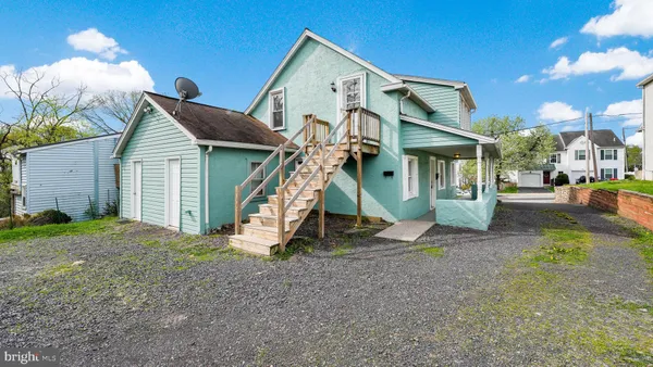 $425,000 | 165 West Street, Souderton, PA 18964