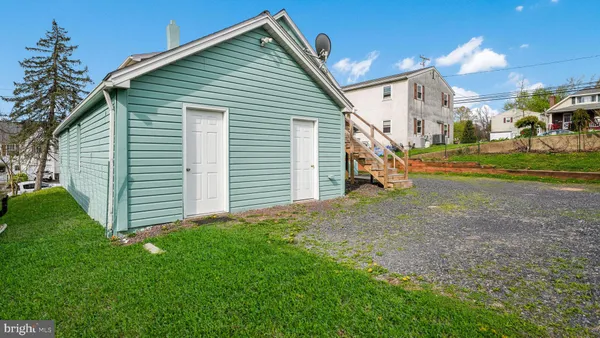 $425,000 | 165 West Street, Souderton, PA 18964