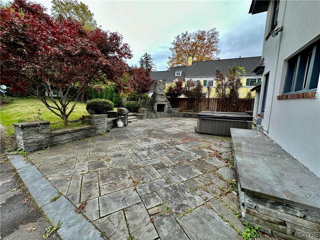 202 Sedgwick Drive Syracuse, NY 13203 - Photo 37 of 39